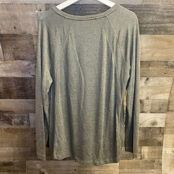 Chicos Zenergy Sweater Size 2 Womens 12/14 US Gray Long Sleeve - Picture 7 of 7